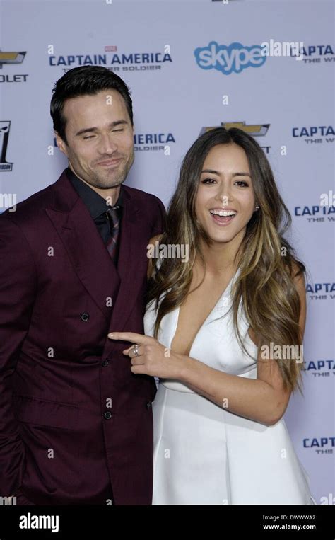 brett dalton and chloe bennet relationship|chloe bennet actor.